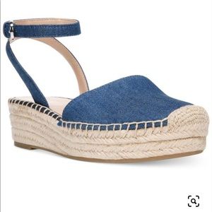 Franco Sarto - Lariza Espadrilles 
Size: 8